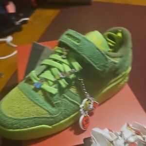 Adidas Green Sneakers with Classic Design